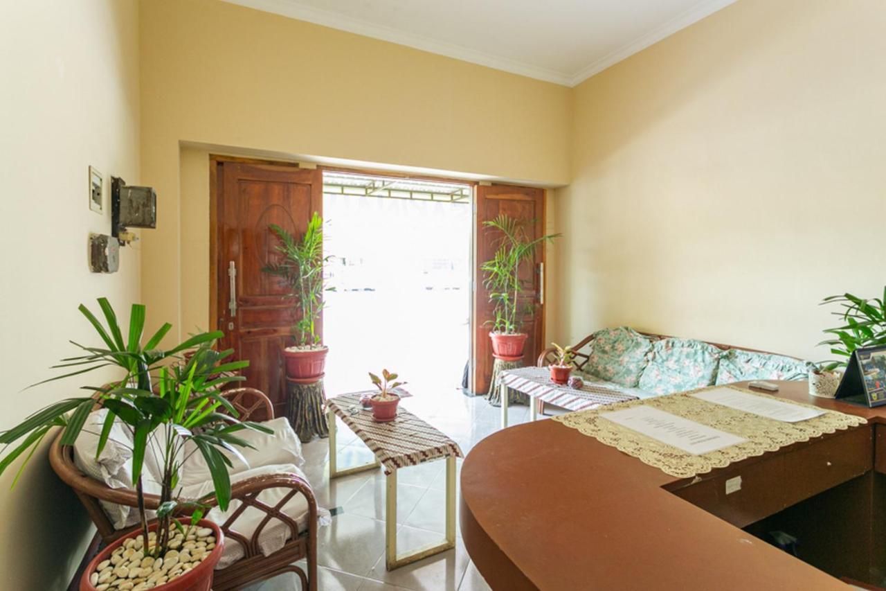 RedDoorz Syariah @ Sakinah Guesthouse Sragen Luaran gambar