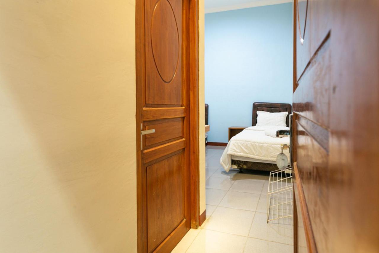 RedDoorz Syariah @ Sakinah Guesthouse Sragen Luaran gambar
